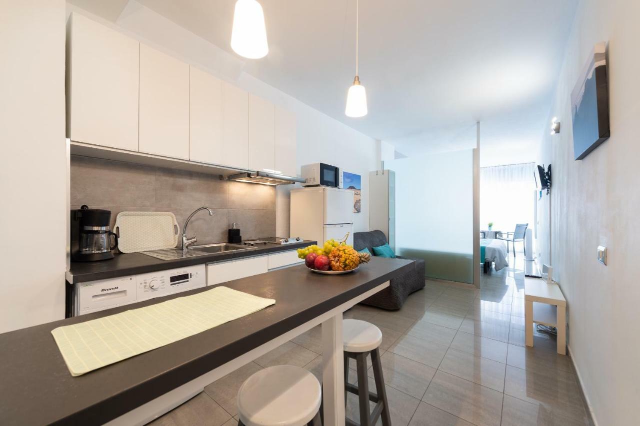 Appartamento 1St Line Studio Las Canteras Beach - Wifi Las Palmas de Gran Canaria Esterno foto